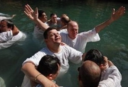 bautismo-de-refugiados-musulmanes